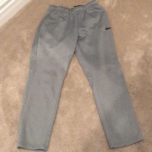 Men’s Nike sweat pants